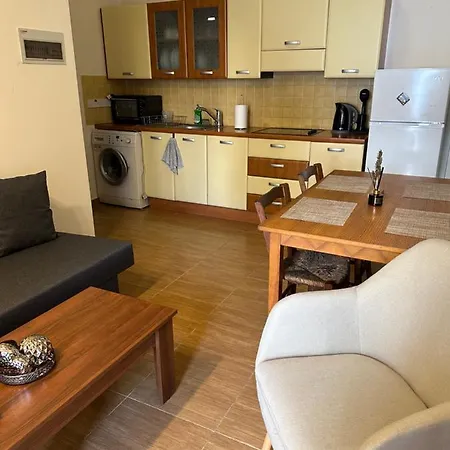 Old Town Saripolou Apartment *