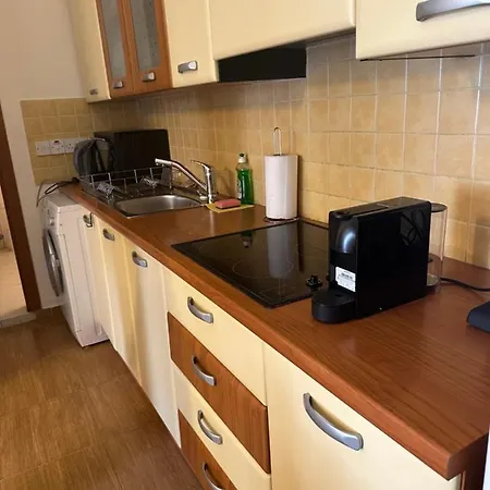 Old Town Saripolou Apartment *